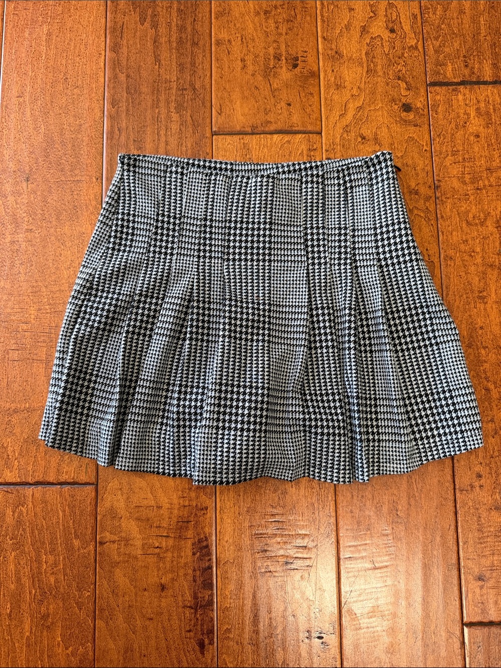 Zara Kids Plaid Pleated Mini Skirt - Black & White
